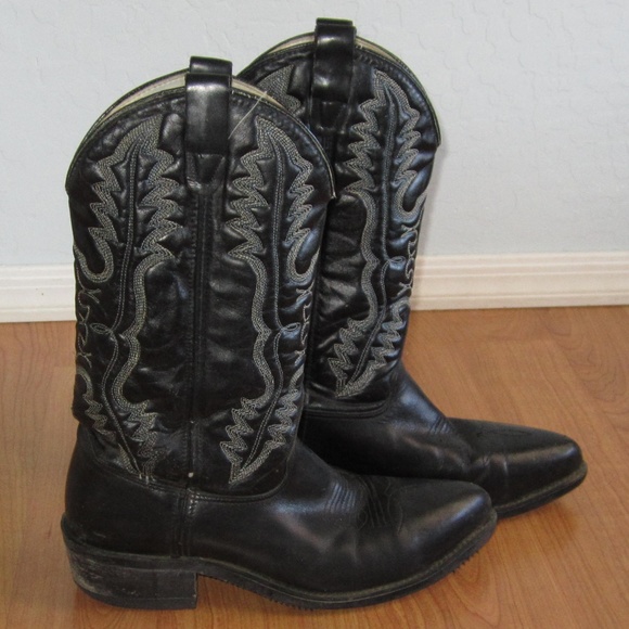 black steel toe cowboy boots